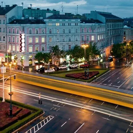 Paulay Deluxe Suites By Corall Budapest Exterior photo